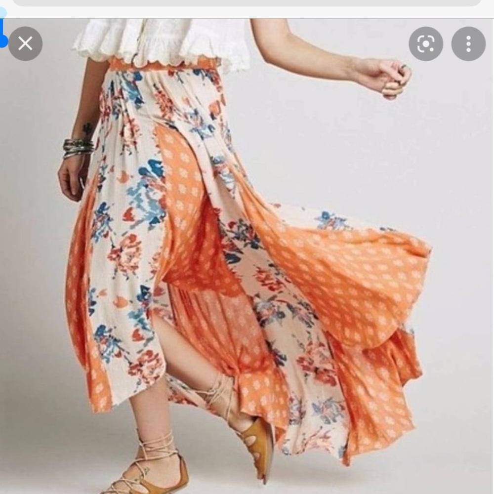 Free people floral skirt great condition. Super pretty and flowy. - Picture 6 of 6